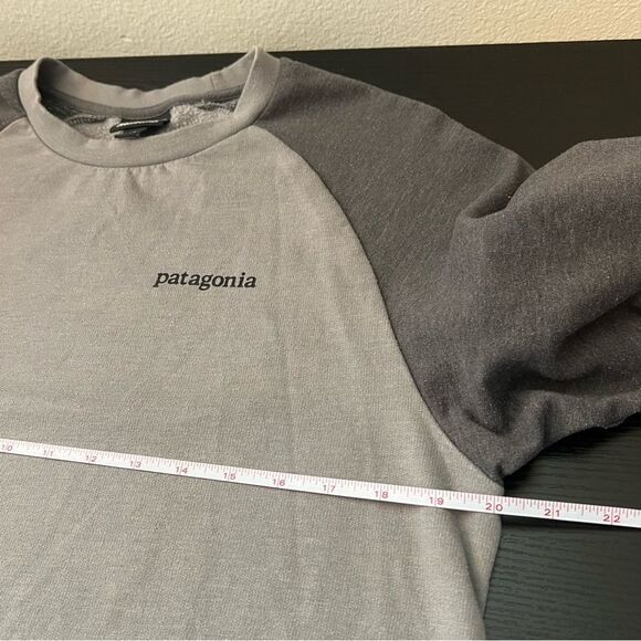 Patagonia Men’s Gray Logo Organic Cotton Crewneck Sweatshirt Medium - Picture 13 of 14